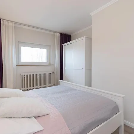 Haus Strandburg 15 Apartment *