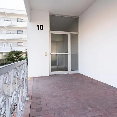 Haus Strandburg 15 *